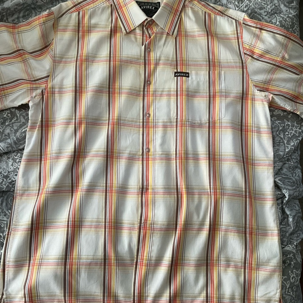 Avirex button down plaid short sleeve size Large